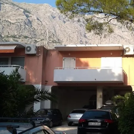 Гостевой дом And With Parking Space Baska Voda, Makarska - 20005